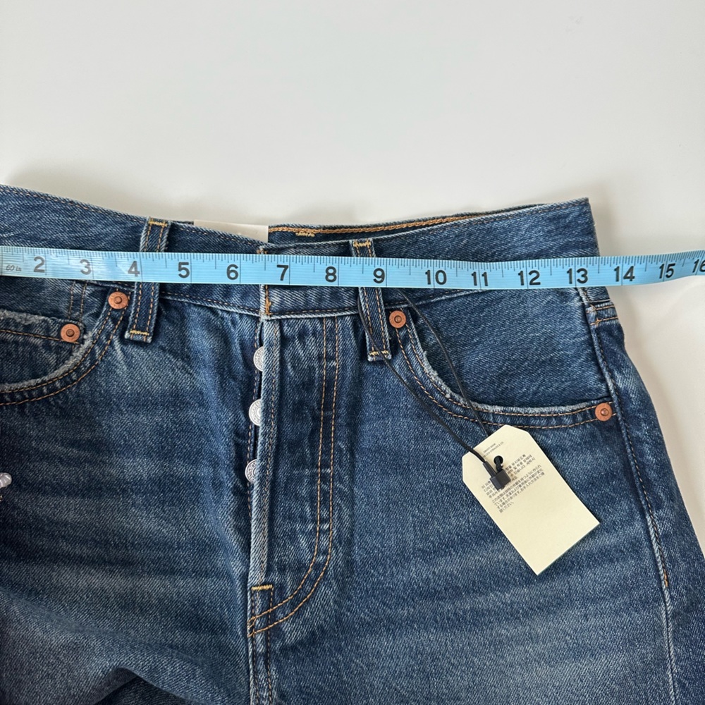 Levi's Ribcage Short Size 25 NWT - Picture 12 of 13